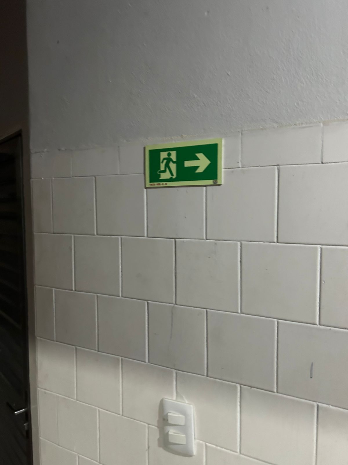 SINALIZAÇÃO DE ABANDONO DE LOCAL - ARGIRITA